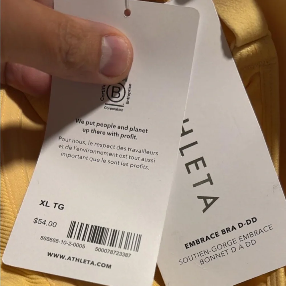Athleta Embrace Bra D-DD //  Lunaria Yellow